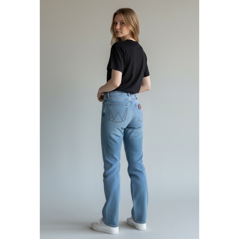 Wrangler Retro Womens High Rise Bootcut Jeans Light Wash Denim 28x34 112375242